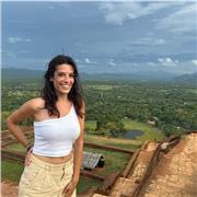 Docente offre ripetizioni e aiuto compiti